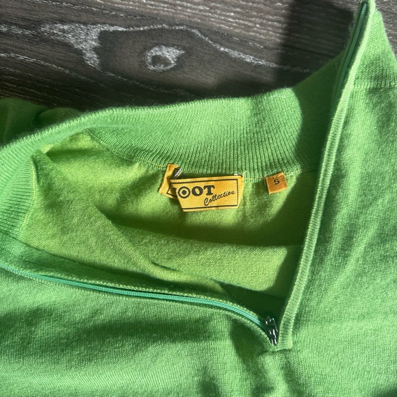 Root Turtle Neck Sweater SIZE Small - Picture 3 of 3